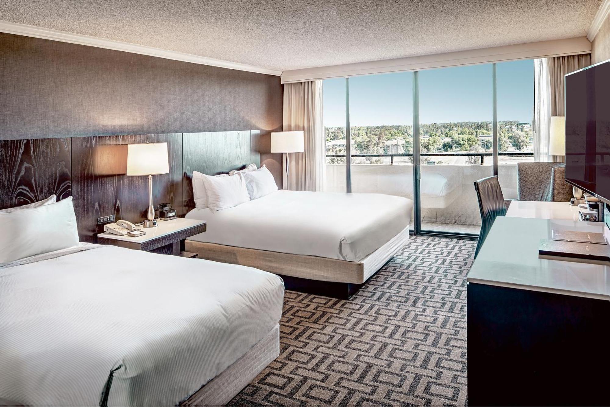 Hotel Hilton Sacramento Arden West Extérieur photo